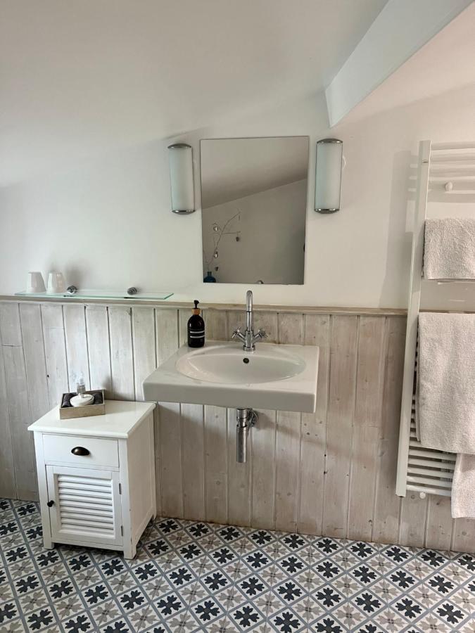 Bed and Breakfast La Girarde Saint-Quentin-de-Caplong Esterno foto