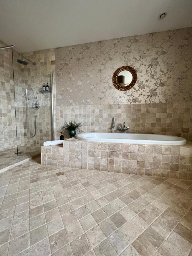 Bed and Breakfast La Girarde Saint-Quentin-de-Caplong Esterno foto